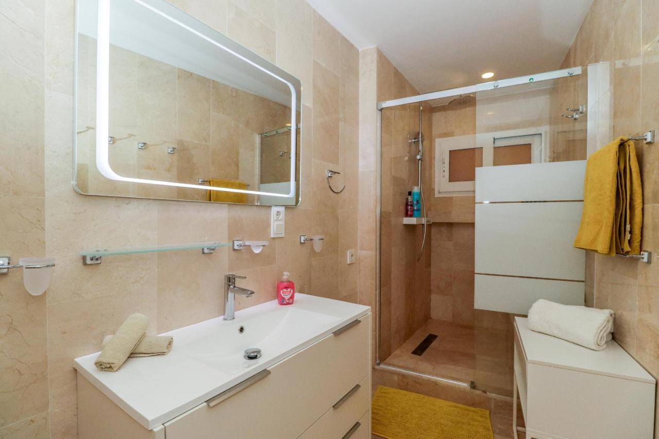 Penthouse With Panoramic Views - Puerto Marina Apartment Benalmadena Bagian luar foto